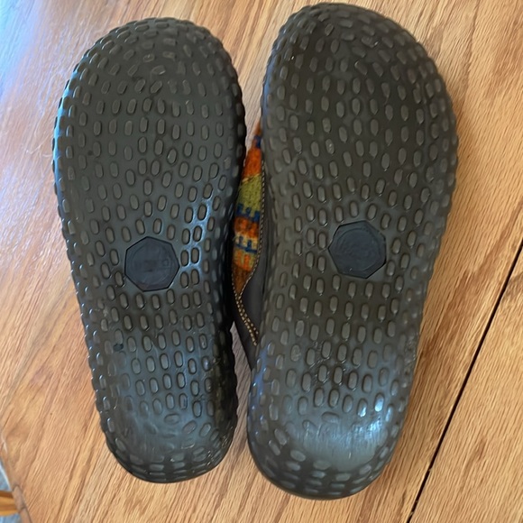 Born wool and leather mules. Still have lots of life in them. Great fall shoe. - Picture 4 of 6